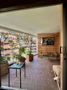 Apartamento de 3 alcobas en venta en Los Rosales Emaus, Bogotá, 350 m² · foto 17 de 18
