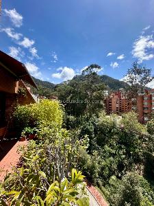 Apartamento de 3 alcobas en venta en Los Rosales Emaus, Bogotá, 350 m² · foto 18 de 18