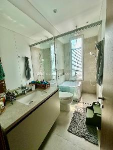 Apartamento de 3 alcobas en venta en Chico Reservado, Bogotá, 255 m² · foto 12 de 19