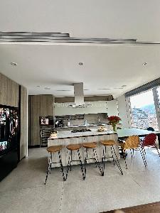 Apartamento de 3 alcobas en venta en Chico Reservado, Bogotá, 255 m² · foto 5 de 19