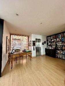 Casa de 3 alcobas en venta en Los Rosales, Bogotá, 450 m² · foto 11 de 19