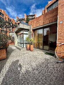 Casa de 3 alcobas en venta en Los Rosales, Bogotá, 450 m² · foto 16 de 19