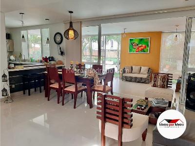 Casa de 3 alcobas en venta en El Castillo, Cali, 280 m² · foto 4 de 20