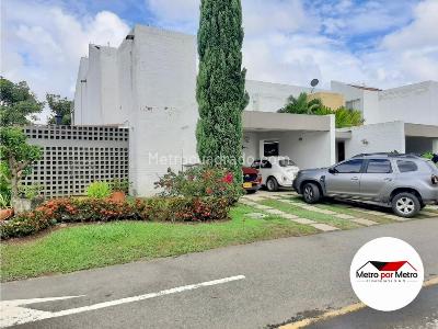 Casa de 3 alcobas en venta en El Castillo, Cali, 280 m² · foto 5 de 20