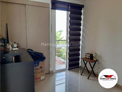 Casa de 3 alcobas en venta en El Castillo, Cali, 280 m² · foto 14 de 20