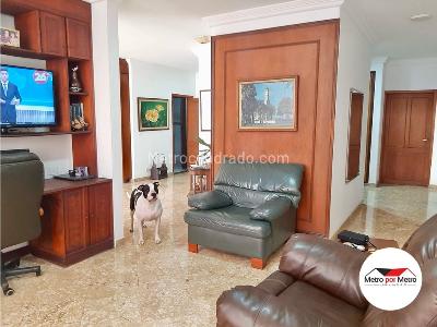 Apartamento de 3 alcobas en venta en Santa Teresita, Cali, 217 m² · foto 10 de 19
