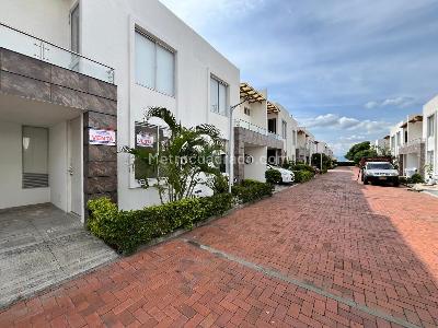 Casa de 3 alcobas en venta en Caminos De Santiago, Neiva, 100 m² · foto 11 de 17