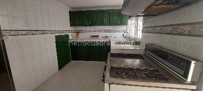 Casa de 5 alcobas en venta en Santa Helena, Ibagué, 260 m² · foto 5 de 20