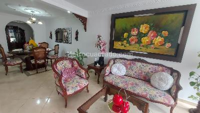 Casa de 4 alcobas en venta en El Vergel, Ibagué, 230 m² · foto 2 de 20