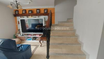 Casa de 4 alcobas en venta en El Vergel, Ibagué, 230 m² · foto 5 de 20