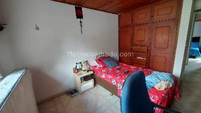 Casa de 3 alcobas en venta en Fuente De Los Rosales, Ibagué, 144 m² · foto 12 de 19