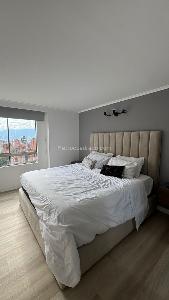 Apartamento de 3 alcobas en venta en El Poblado, Medellín, 87 m² · foto 11 de 14