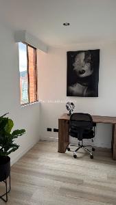 Apartamento de 3 alcobas en venta en El Poblado, Medellín, 87 m² · foto 5 de 14