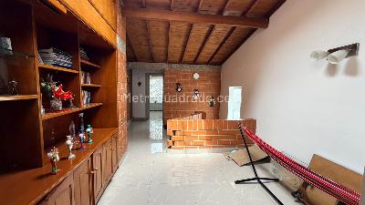 Casa de 3 alcobas en venta en Lomas Del Escobero, Envigado, 146 m² · foto 14 de 20