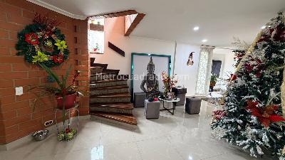 Casa de 3 alcobas en venta en Lomas Del Escobero, Envigado, 146 m² · foto 6 de 20