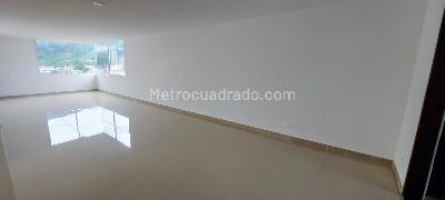 Apartamento de 3 alcobas en venta en Belen, Ibagué, 180 m² · foto 2 de 19