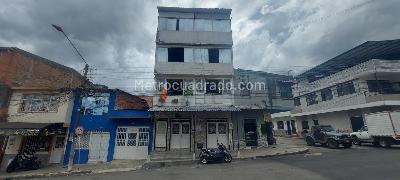 Casa de 5 alcobas en venta en La Francia, Ibagué, 240 m² · foto 13 de 15
