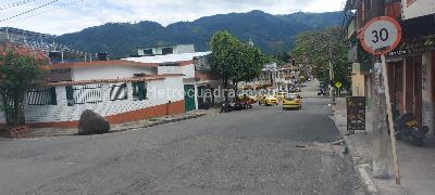 Casa de 5 alcobas en venta en La Francia, Ibagué, 240 m² · foto 14 de 15