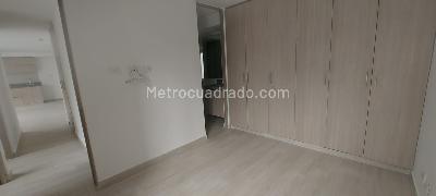 Apartamento de 3 alcobas en venta en Varsovia, Ibagué, 72 m² · foto 10 de 19