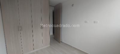 Apartamento de 3 alcobas en venta en Varsovia, Ibagué, 72 m² · foto 17 de 19