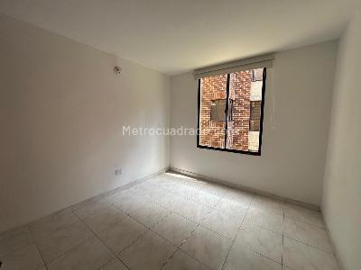 Apartamento de 3 alcobas en venta en Plazas Del Bosque, Ibagué, 57 m² · foto 7 de 18