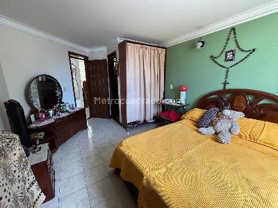 Apartaestudio en venta en Centro, Ibagué, 61 m² · foto 2 de 16