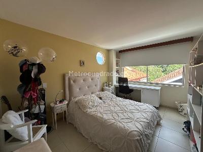 Casa de 4 alcobas en venta en El Vergel, Ibagué, 300 m² · foto 17 de 20