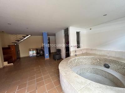 Casa de 4 alcobas en venta en El Vergel, Ibagué, 300 m² · foto 8 de 20