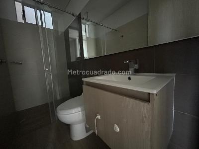 Apartamento de 3 alcobas en venta en Parrales, Ibagué, 130 m² · foto 9 de 19