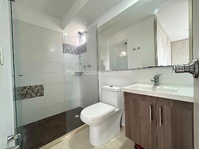 Apartamento de 3 alcobas en venta en La Florida, Ibagué, 76 m² · foto 17 de 19