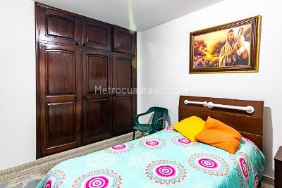 Casa de 5 alcobas en venta en Lagos De La Doctora, Sabaneta, 348 m² · foto 9 de 20