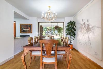 Apartamento de 3 alcobas en arriendo en El Tesoro, Medellín, 170 m² · foto 6 de 11