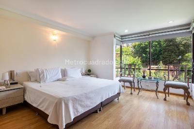 Apartamento de 3 alcobas en arriendo en El Tesoro, Medellín, 170 m² · foto 9 de 11