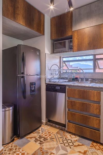 Estudio Amoblado de 1 Alcoba en Provenza con Acabados Modernos - 8