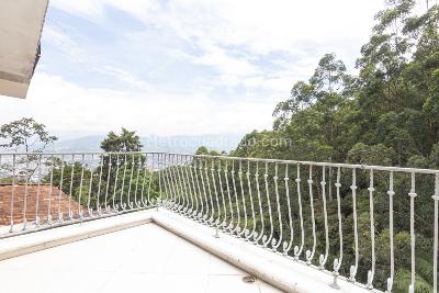 Casa de 5 alcobas en venta en Las Palmas, Medellín · foto 11 de 20