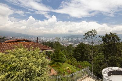 Casa de 5 alcobas en venta en Las Palmas, Medellín · foto 15 de 20