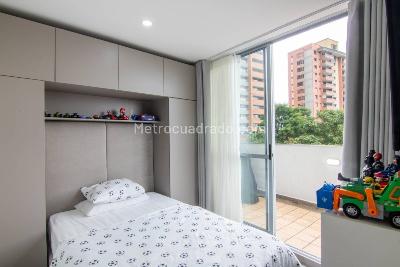 Apartamento de 2 alcobas en venta en Loma De Los Gonzalez, Medellín, 78 m² · foto 5 de 15