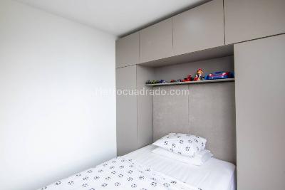 Apartamento de 2 alcobas en venta en Loma De Los Gonzalez, Medellín, 78 m² · foto 10 de 15