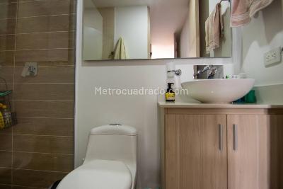 Apartamento de 2 alcobas en venta en Loma De Los Gonzalez, Medellín, 78 m² · foto 14 de 15