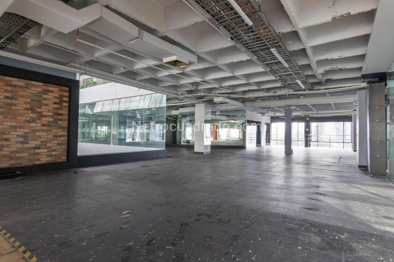 Local Comercial en Arriendo, Poblado, Medellín - Vista 4
