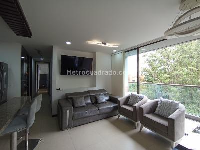 Apartamento de 3 alcobas en arriendo en Altos Del Poblado, Medellín, 90 m² · foto 3 de 14