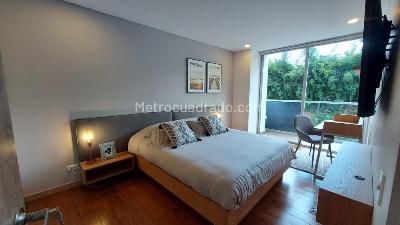 Apartamento de 2 alcobas en arriendo en Loma Del Campestre, Medellín, 72 m² · foto 8 de 14