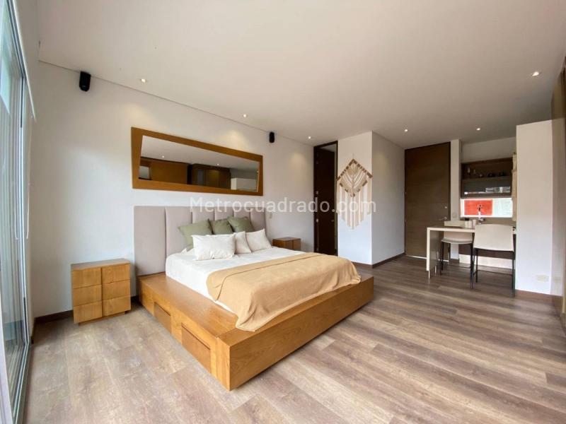 Loft Amoblado de 1 Alcoba Estilo Chic en El Poblado - 3