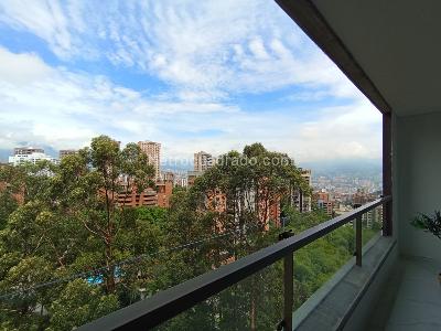 Apartamento en arriendo en Poblado, Medellín · foto 2 de 20