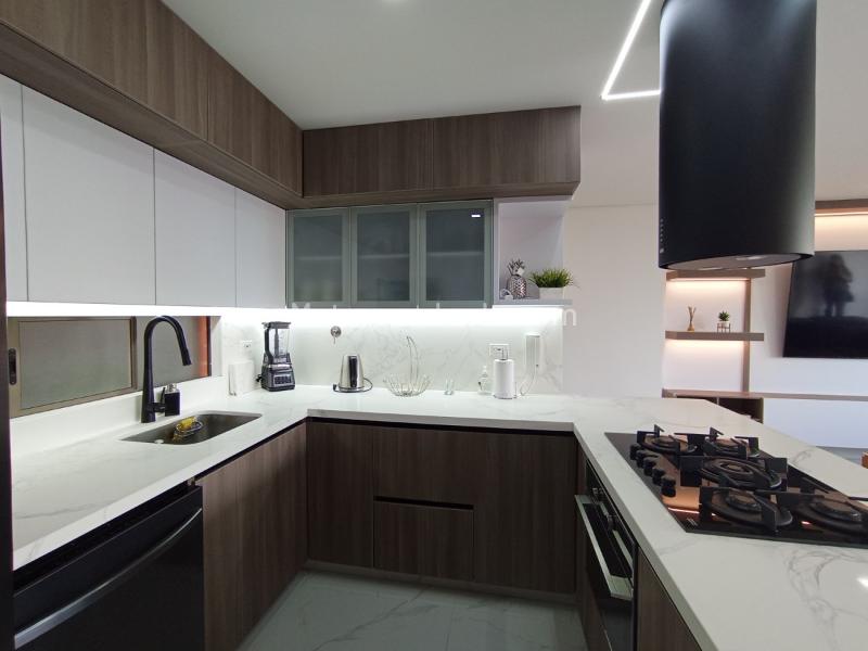 Modern 3BR Apartment with Pool in El Poblado - 9