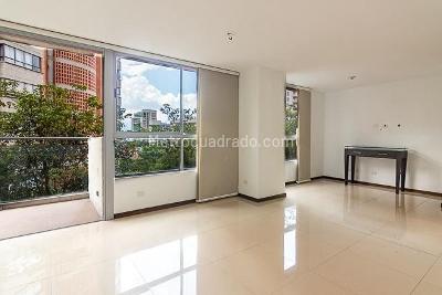 Apartamento de 2 alcobas en arriendo en Los Balsos, Medellín, 93 m² · foto 2 de 11