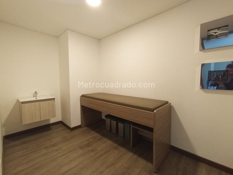 Furnished 2BR Apartment in Loma Del Campestre