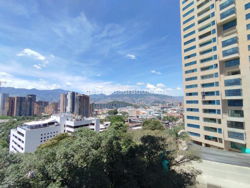 Stylish 3BR Apartment in Castropol - 5