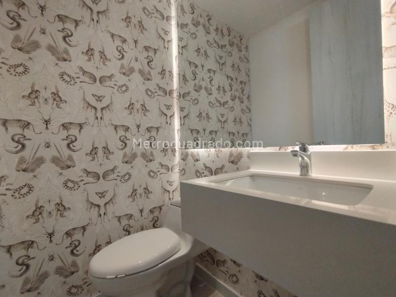 Stylish 3BR Apartment in Castropol - 6