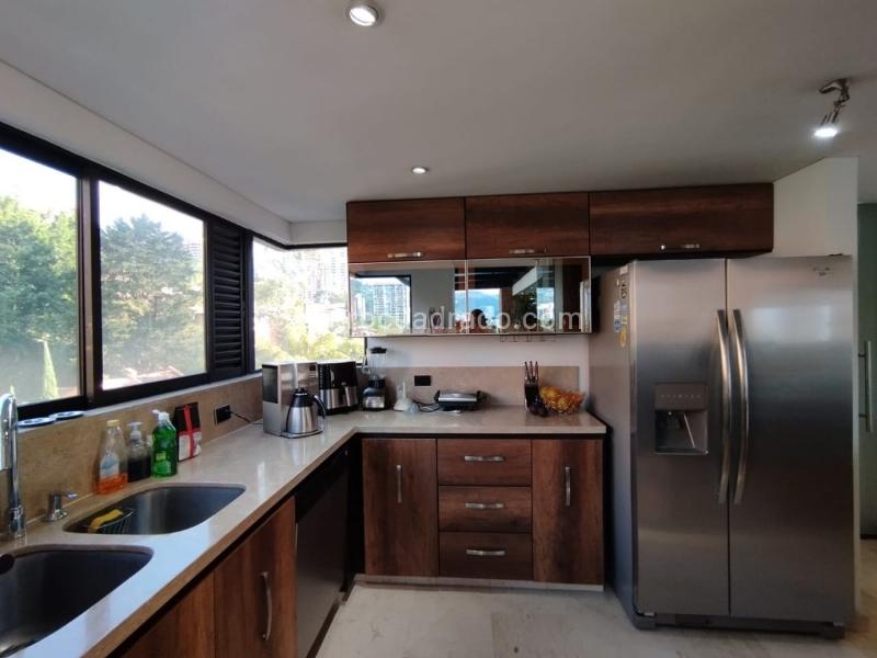 Furnished Duplex 3BR Apartment with Modern Finishes in Altos del Poblado - 5